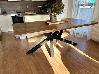 Jídelní stůl - 9