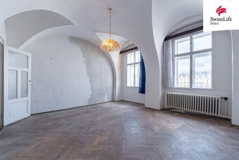 Prodej rodinného domu 740 m2 Husovo náměstí, Nové Město nad  - 9