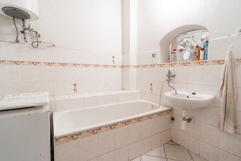 Byt 2+1, 90 m², Šumperk, ul. nám. Míru (k rekonstrukci) - 9