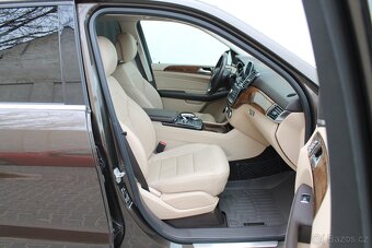 Mercedes-Benz GLE 350CDI AMG ČR 2.MAJ TOP VÝBAVA DPH - 9