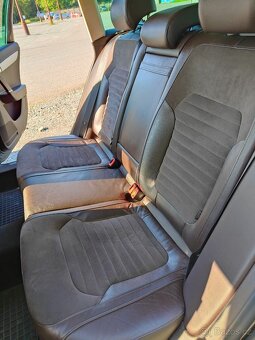 🚗 Volkswagen Passat B7 HIGHLINE 2.0 TDI DSG – TOP STAV - 9