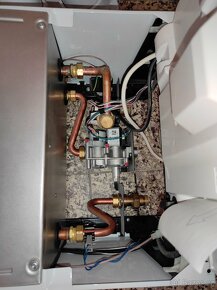 Plynový průtokový ohřívač vody Protherm PTP 24 1 - 9