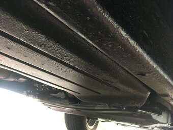 Land Rover Discovery 4 - 9