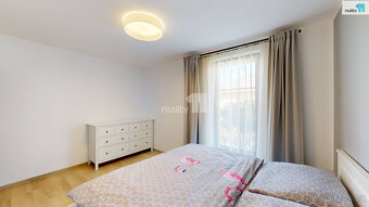 Prodej moderního rodinného domu 5+kk/T, 144 m2, pěkná zahrad - 9