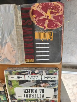 Knihy, příručky - 9