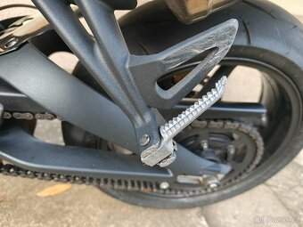 Triumph street triple 675 RS - 9