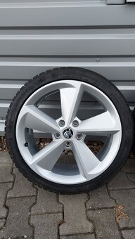 Alu kola 5x112 r18 škoda octavia lll zimní pneu - 9