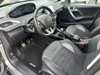 Prodáváme Peugeot 2008 1.2T 81kw Allure - 9