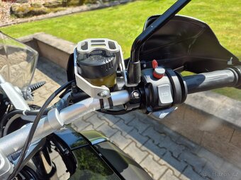 BMW R 1200 GS - TRIPLE BLACK - TOP STAV + VÝBAVA 189.900 KČ - 9