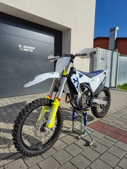 HUSQVARNA FC 250 - 9