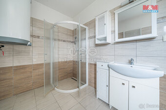 Prodej rodinného domu, 1600 m², Dolní Čermná - Jakubovice - 9
