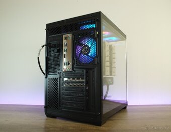 HERNÍ PC - RTX 5060, R7 5800x, 32GB DDR4, Záruka 24 měsíců - 9