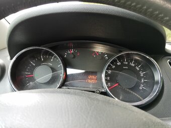Peugeot 5008 1.6 THP 115kw r.v: 9/2010 - 9