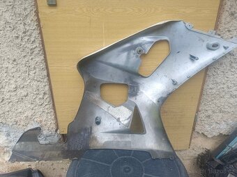 Suzuki GSX-R K1 náhradní díly #8 - 9