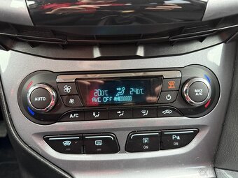 Ford Focus 1.6 Ti-VCT ,  92 kW benzín, 2011 - 9