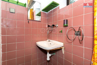 Prodej chalupy 4+1, 475 m², Slavíkov - 9