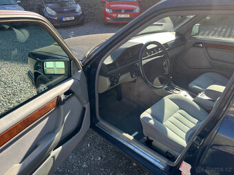 MERCEDES- BENZ 124 220 i 110 Kw AUT - 9