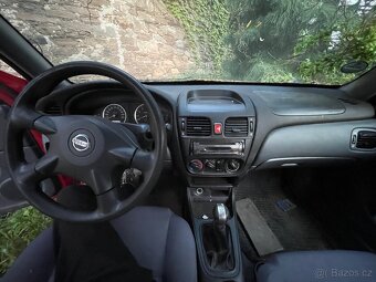 Nissan Almera - 9