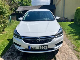 Prodám Opel Astra K Sports Tourer r.v2017 - 9