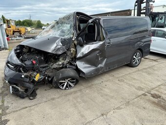 Toyotata Proace Verso 2.0d 130kw automat 2022 8 sedacek - 9