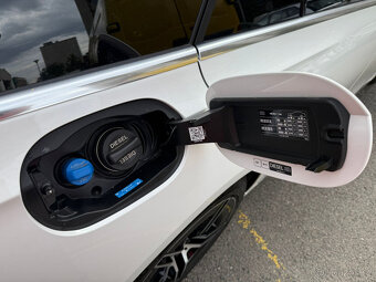 Mercedes-Benz E 300 de AMG Line Hybrid - 9
