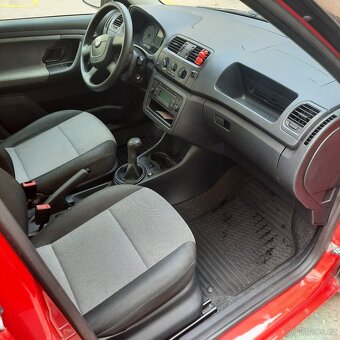 Skoda fabia 1,6 tdi 66 kw.nova stk - 9