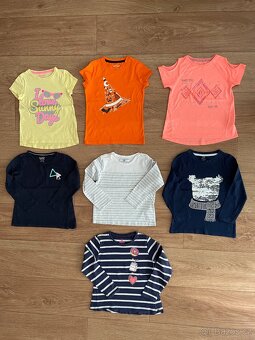 Oblečení pro holku 110 - 110/116 - bundy/šaty/trička/kalhoty - 9