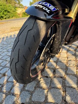 Honda cbr 600rr pc40 - 9