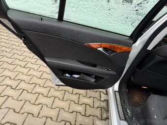 Mercedes-Benz E200 - 9