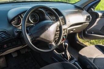 Peugeot 206+ - 9