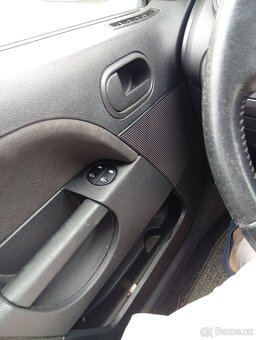 Ford fiesta - 9