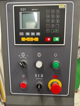 Ohraňovací lis GENUO 60t 2500mm NC - ihned k odběru - 9