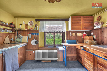 Prodej rodinného domu, 200 m², Třebihošť, Zvičina - 9
