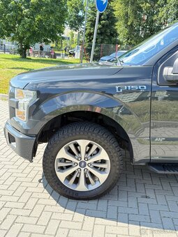 Ford F-150 5.0 V8–2017–4x4–TAŽNÉ 3.5t—KRÁSNÁ BARVA - 9