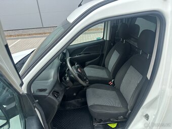 Fiat Doblo MAXI 1.4 CNG 88kw, ČR, po 1. majiteli, nová STK - 9