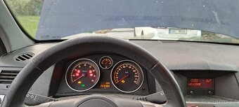 Opel Astra h 1.6 77kw - 9