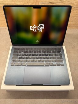 Apple MacBook Air 2022, M2 čip 8GB RAM/256GB SSD - 9