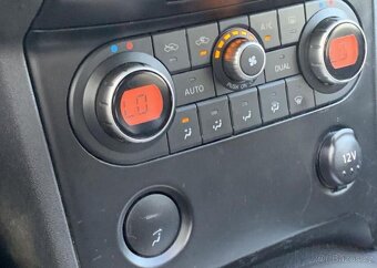 Nissan Qashqai n-tec 2.0i 16v 4x4 AUTOMAT ALU automat 104 kw - 9