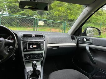 Škoda Octavia 2012 1.6 TDI Bluetooth Senzory Výhřev Rozvody - 9