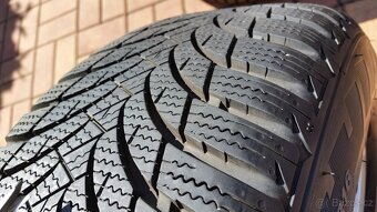 Zimní sada ŠKODA Superb, Passat 5x112 pneu 215/60/16 7-8mm - 9
