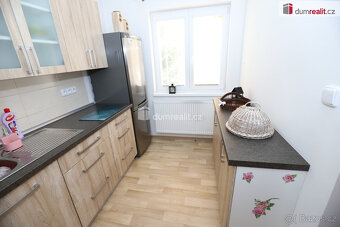 Pěkný rodinný dům 4+1 s garáží, sklepem, půdou v Kraslicích  - 9