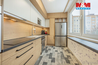 Prodej bytu 3+1, 69 m², Praha 5- Barrandov, ul. Gabinova - 9