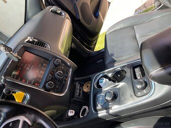 Dodge Durango 5.7 HEMI V8 - 9