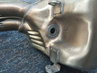 MV Agusta Brutale výfuk - 9