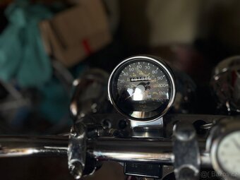 SUZUKI INTRUDER 1400 - 9