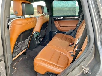 Volkswagen Touareg 3.0TDI BlueMotion, Edition X, serviska - 9