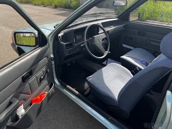 Ford Escort 1.3 - 9