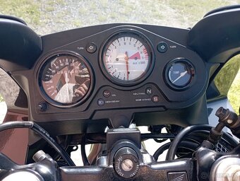 Honda CBR 600 f - 9