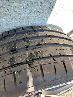 OZ RACING R18 - 9