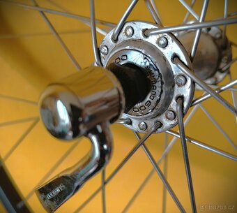 zapletená kola Mavic MA40, náboje Shimano 600 - 9